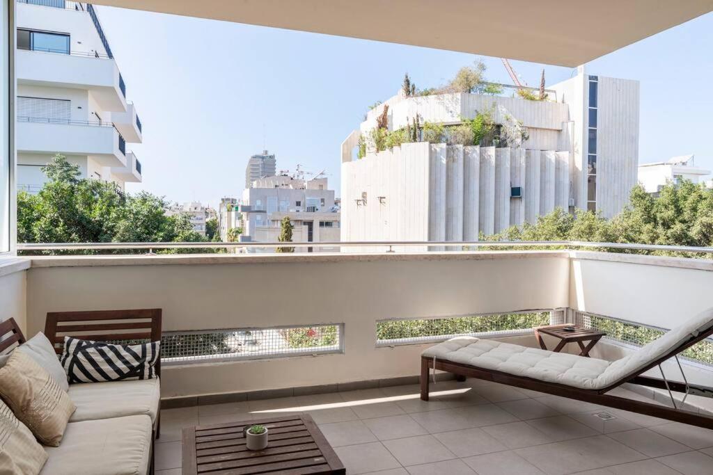 Sunny Luxury Apartments Tel Aviv Bagian luar foto