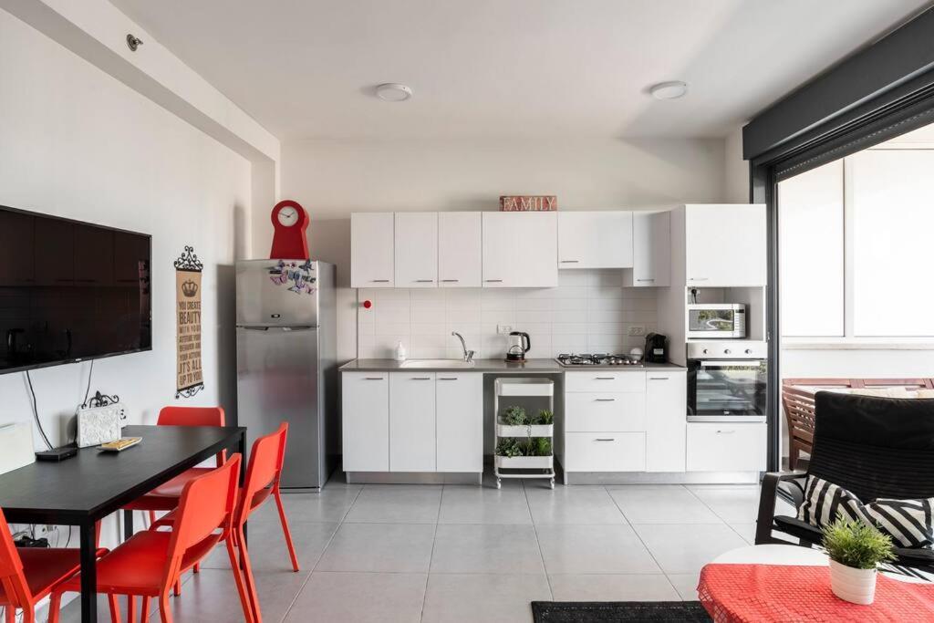 Sunny Luxury Apartments Tel Aviv Bagian luar foto