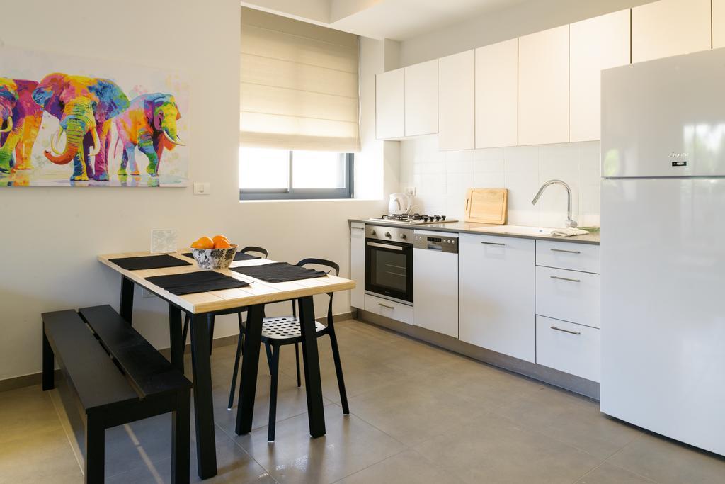 Sunny Luxury Apartments Tel Aviv Bagian luar foto